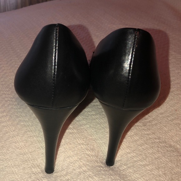 Coach Black Garden Platform Heels SZ 9 - Picture 10 of 10